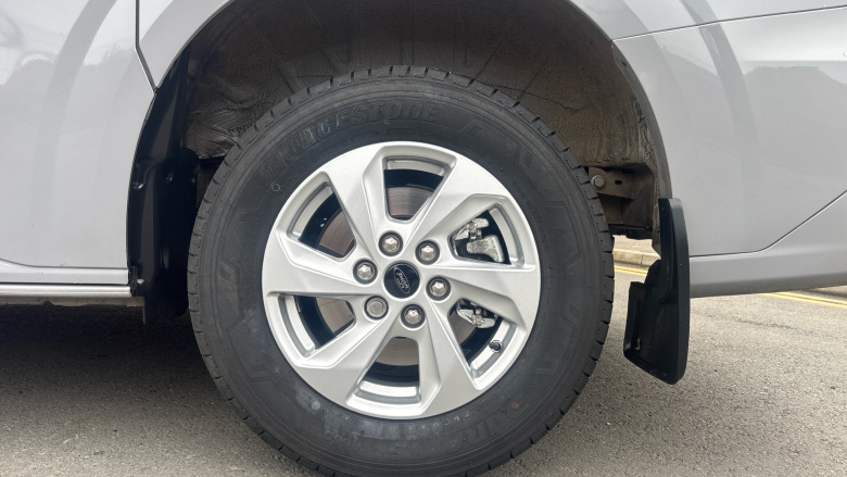 Ford Transit Custom 320 L1 Diesel Fwd 2.0 EcoBlue 136ps H1 Double Cab Van Limited Auto